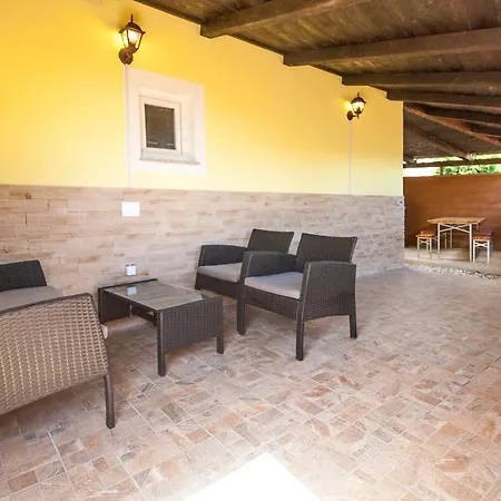 아파트 Industrial Style House Eni, With Parking, Bbq, Ac In Marcana, *