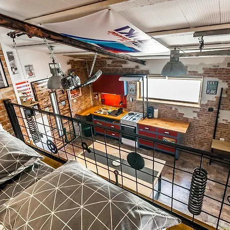 Appartement Industrial Style House Eni, With Parking, Bbq, Ac In Marcana, *