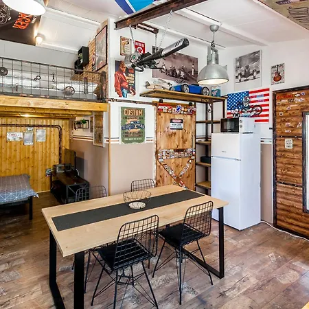 Appartement Industrial Style House Eni, With Parking, Bbq, Ac In Marcana, *