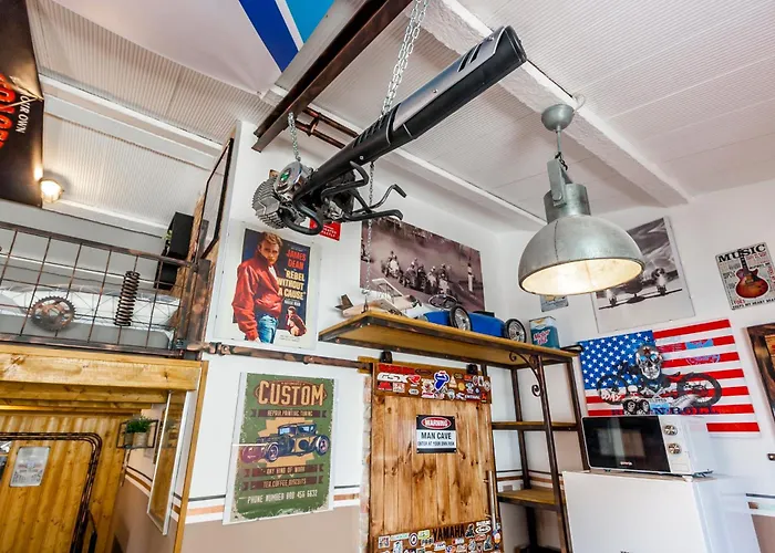 Διαμέρισμα Industrial Style House Eni, With Parking, Bbq, Ac In Marcana, Marčana