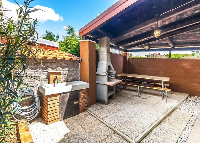 Διαμέρισμα Industrial Style House Eni, With Parking, Bbq, Ac In Marcana, *